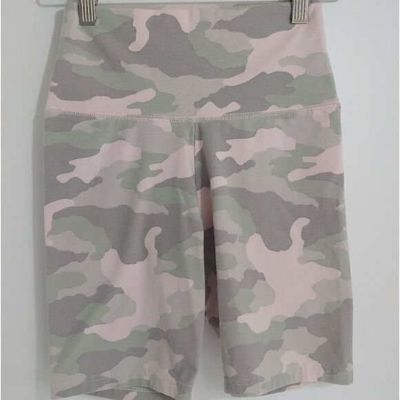 Aerie Women's Pink Camo High Waist Bike Shorts Size S - Picture 1 of 7